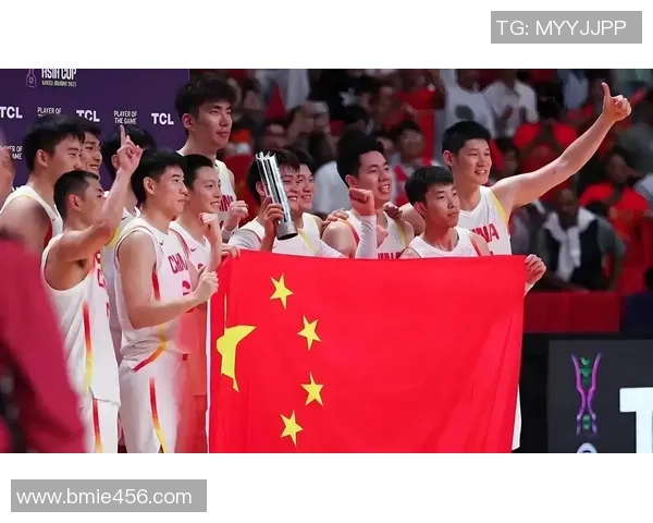 中国男篮迎战巴西队全力争胜展现实力与团队精神